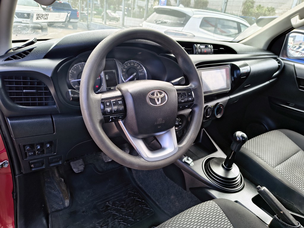 Toyota Hilux Tss 2.4 Diesel 4x4 T/m año 2023