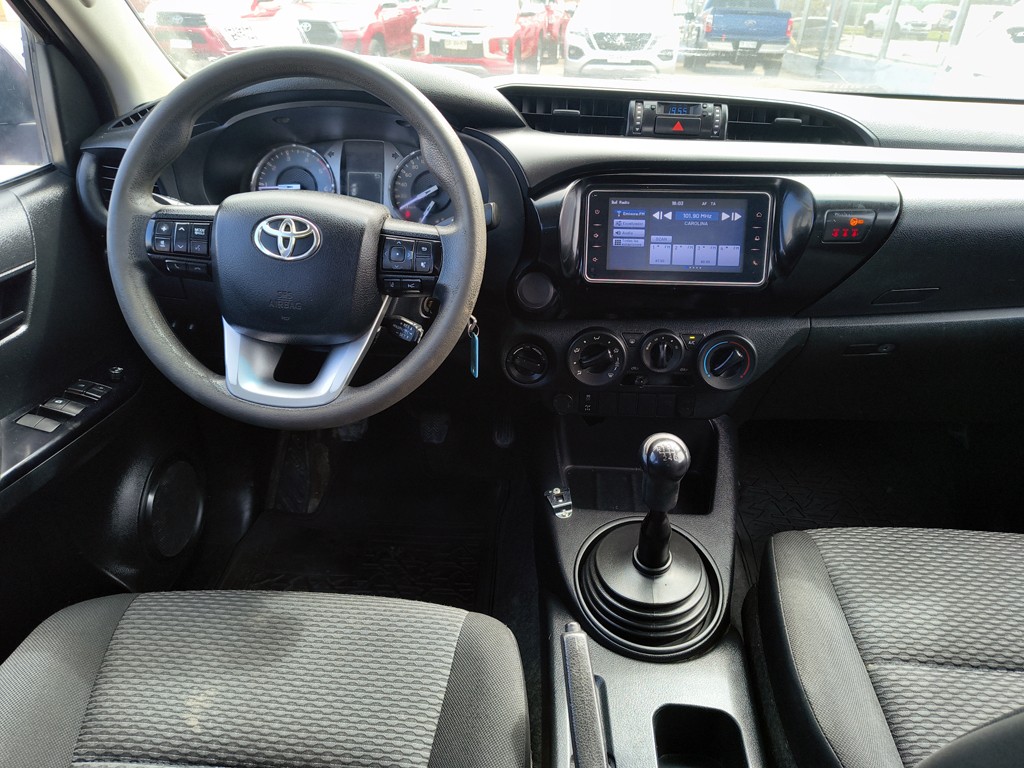 Toyota Hilux Tss 2.4 Diesel 4x4 T/m año 2023
