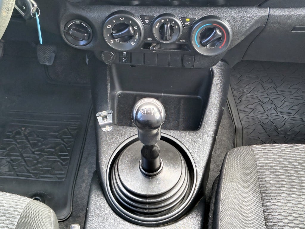 Toyota Hilux Tss 2.4 Diesel 4x4 T/m año 2023