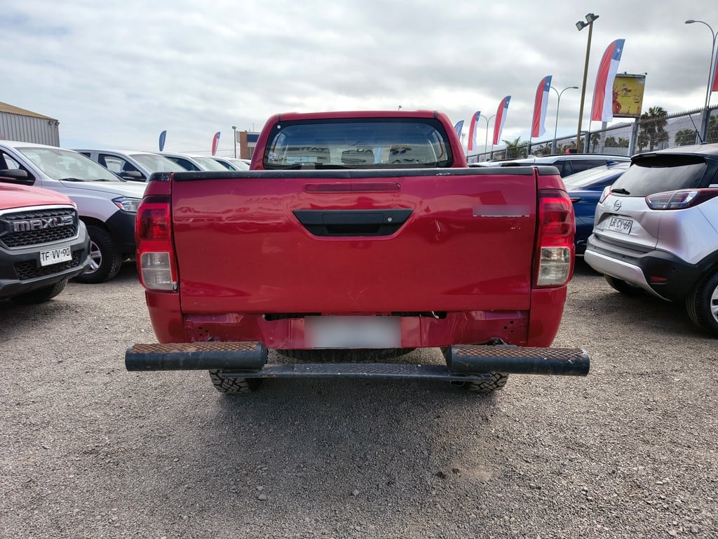 Toyota Hilux Tss 2.4 Diesel 4x4 T/m año 2023