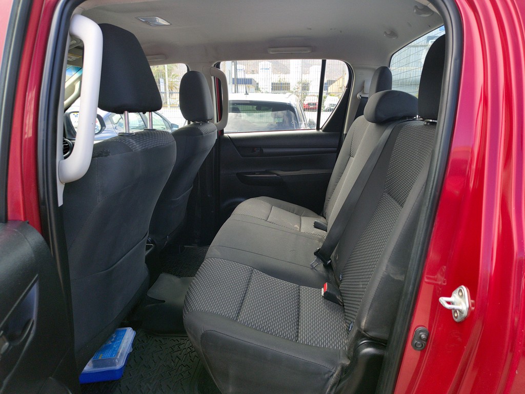 Toyota Hilux Tss 2.4 Diesel 4x4 T/m año 2023