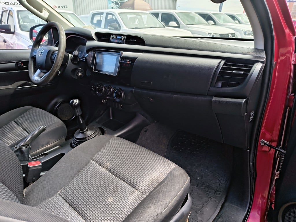 Toyota Hilux Tss 2.4 Diesel 4x4 T/m año 2023