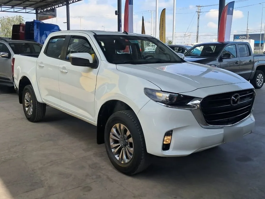 Mazda Bt-50 3.0 4x4 Mt año 2023