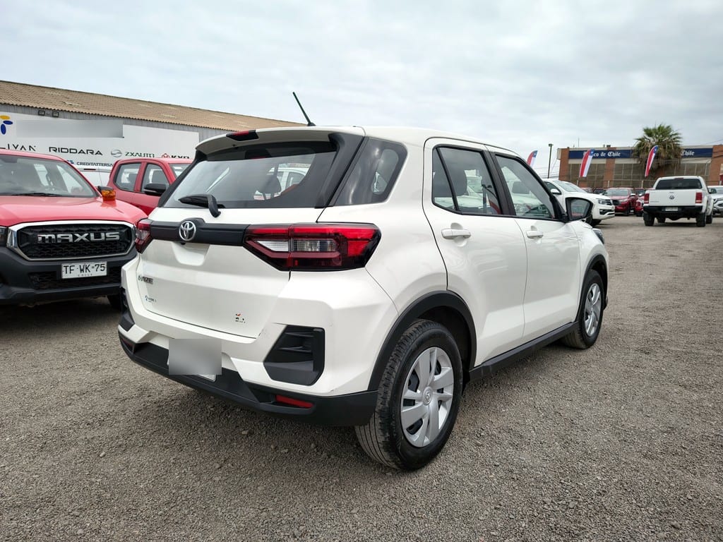 Toyota Raize 1.2 Gasolina 4x2 T/m año 2025