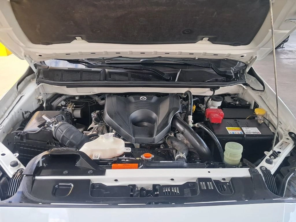 Mazda Bt-50 3.0 4x4 Mt año 2023
