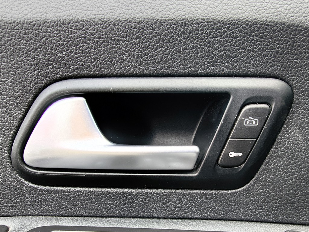 Volkswagen Amarok 2.0 Diesel 4x2 T/m año 2023