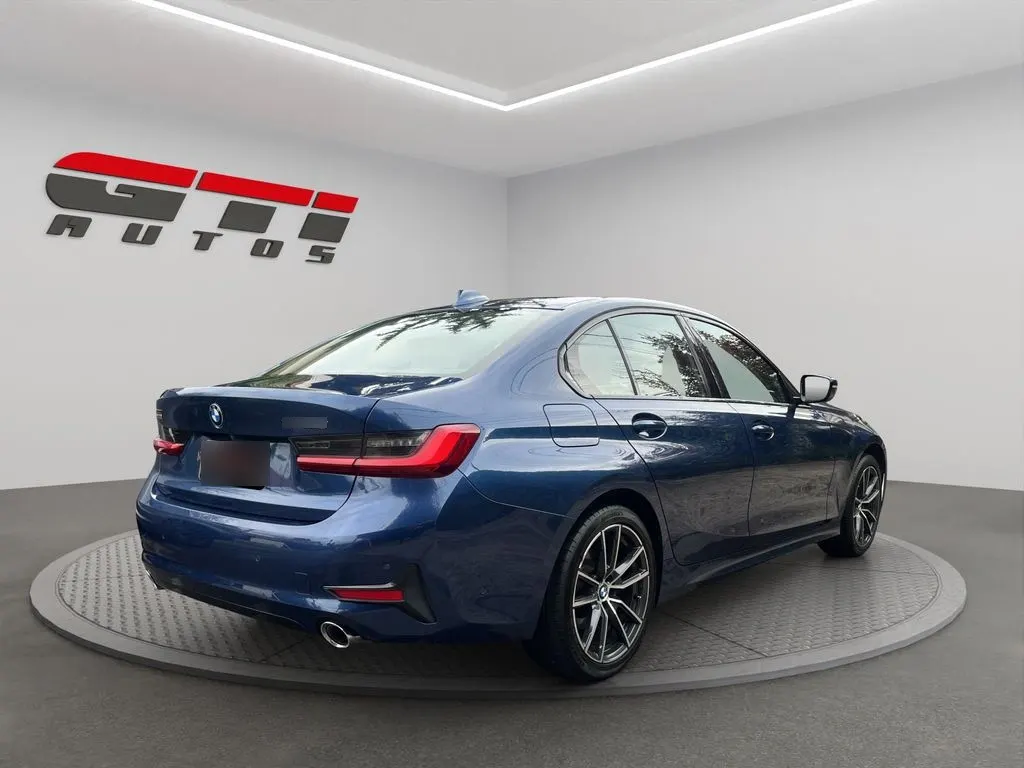 BMW 320d 2.0 I Urban Lci At Diesel año 2022