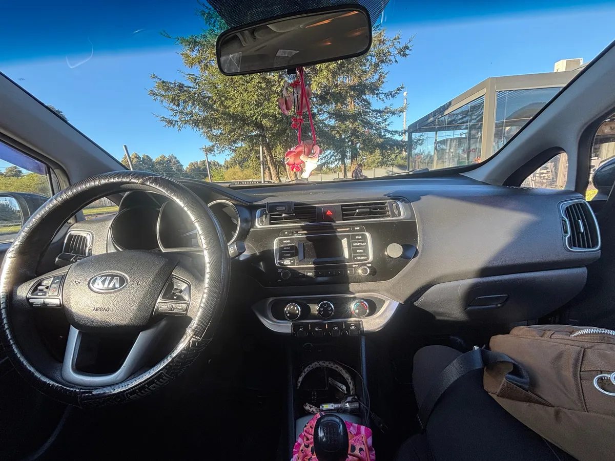 KIA MOTORS RIO 5 1.4 Ex Eurocopa Mt año 2016