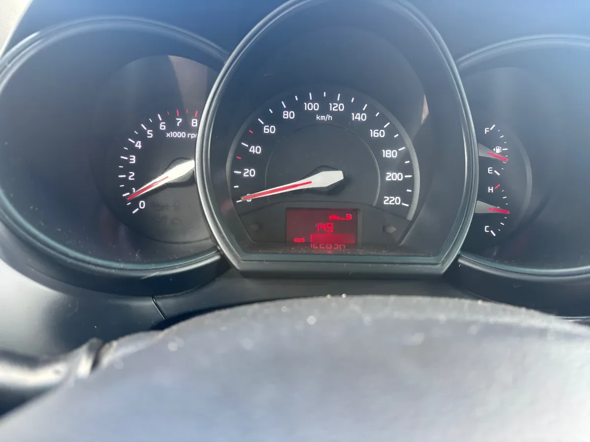 KIA MOTORS RIO 5 1.4 Ex Eurocopa Mt año 2016