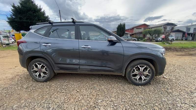 Kia Seltos 1.6 Ex Full 4x2 6mt 5p año 2023