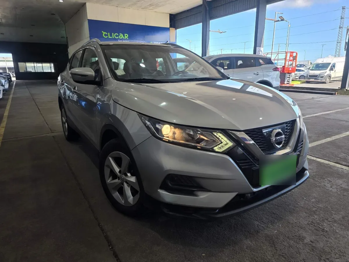 Nissan Qashqai 2.0 Sense 4x2 Mt 5p año 2018