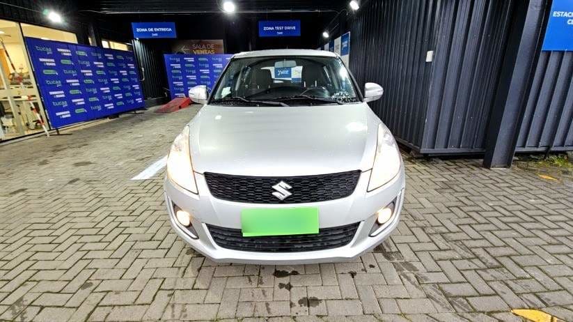 Suzuki Swift 1.2 Gl Sport 4x2 Hb Ac Mt 5p año 2018