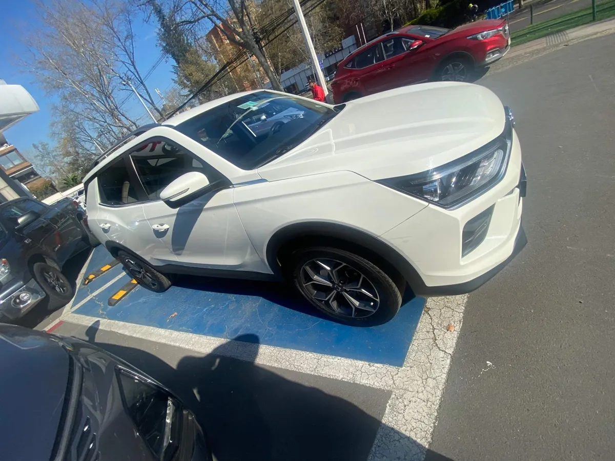 Ssangyong Korando 1.6 Glx Cd211 Td Diesel 4x2 At 5p año 2022