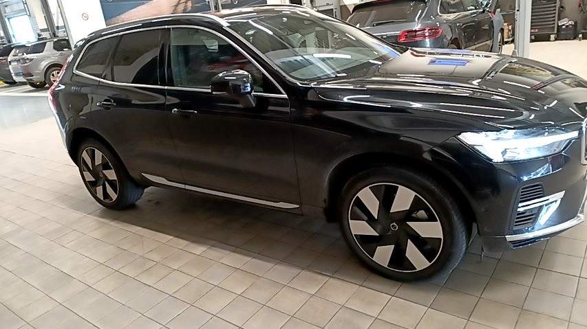 Volvo Xc60 2.0 T8 Recharge Ultimate Hybrid Awd At 5p año 2025