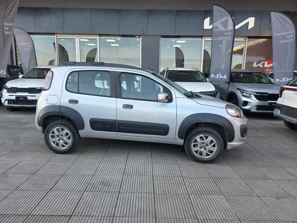 Fiat Uno 1.4 Sporting 4x2 Hb Mt 5p año 2019
