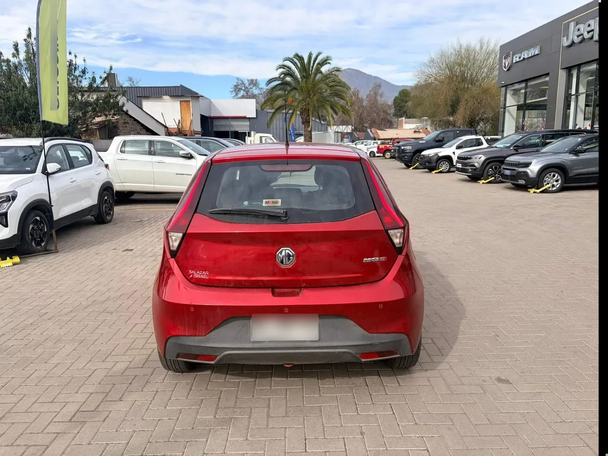 MG Mg 3 1.5 Std 4x2 Hb Mt 5p año 2022