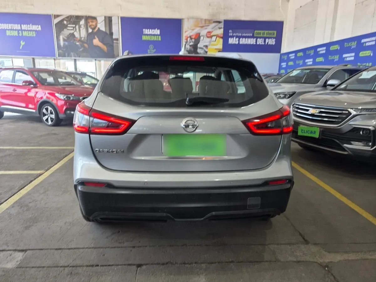 Nissan Qashqai 2.0 Sense 4x2 Mt 5p año 2018