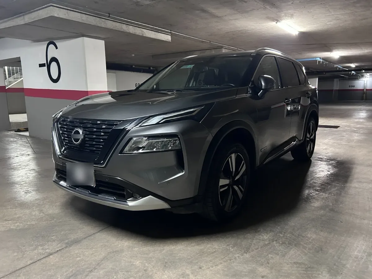 NISSAN X-TRAIL 2.5 Sense 2row At 4x4 año 2023