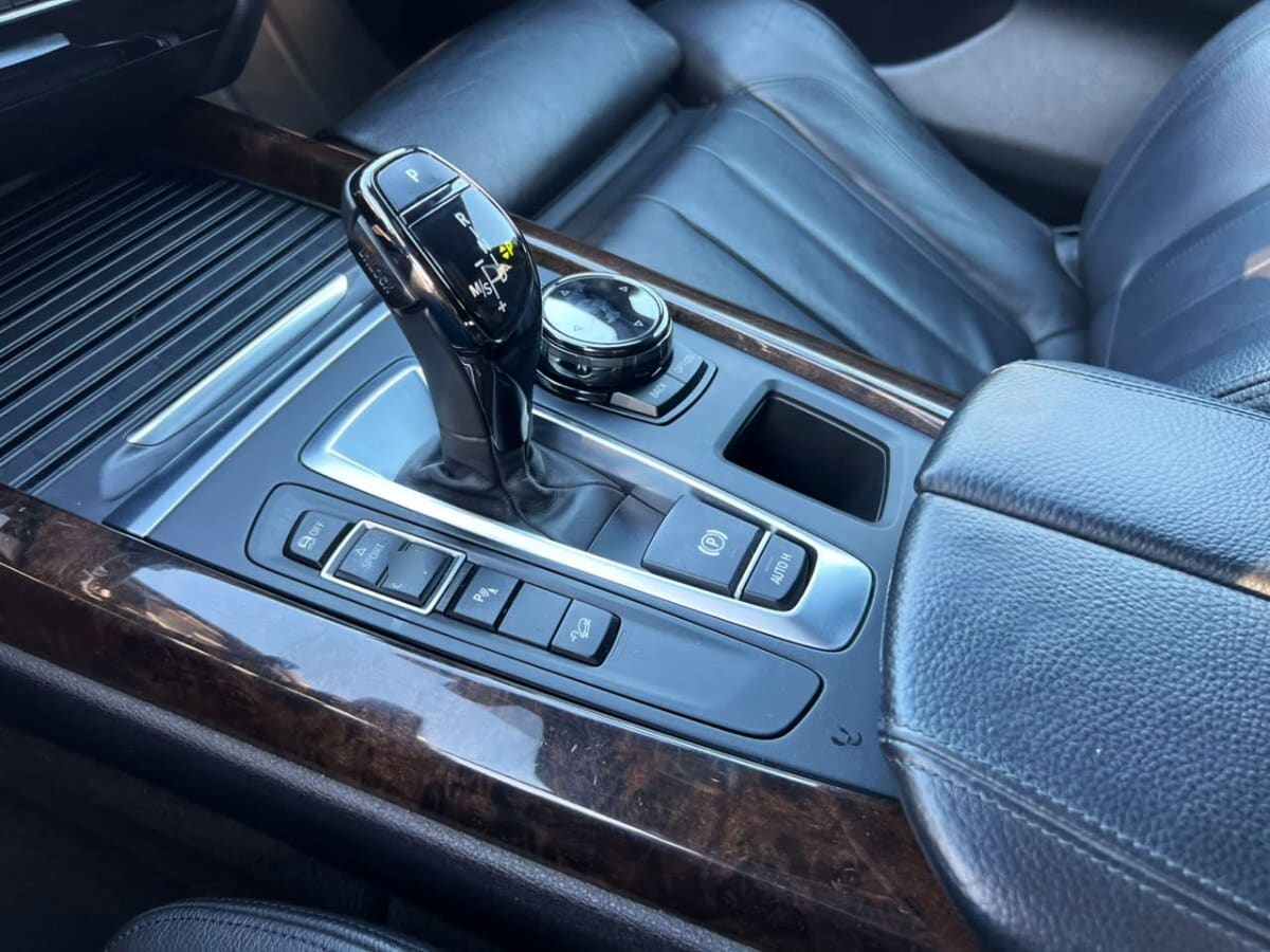 BMW X5 50i Xdrive 4.4 año 2014