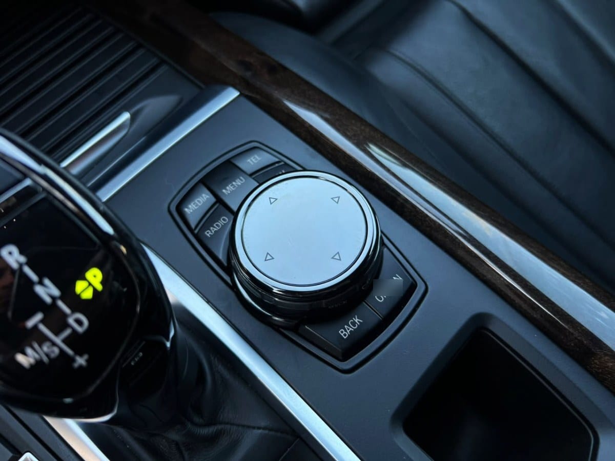 BMW X5 50i Xdrive 4.4 año 2014