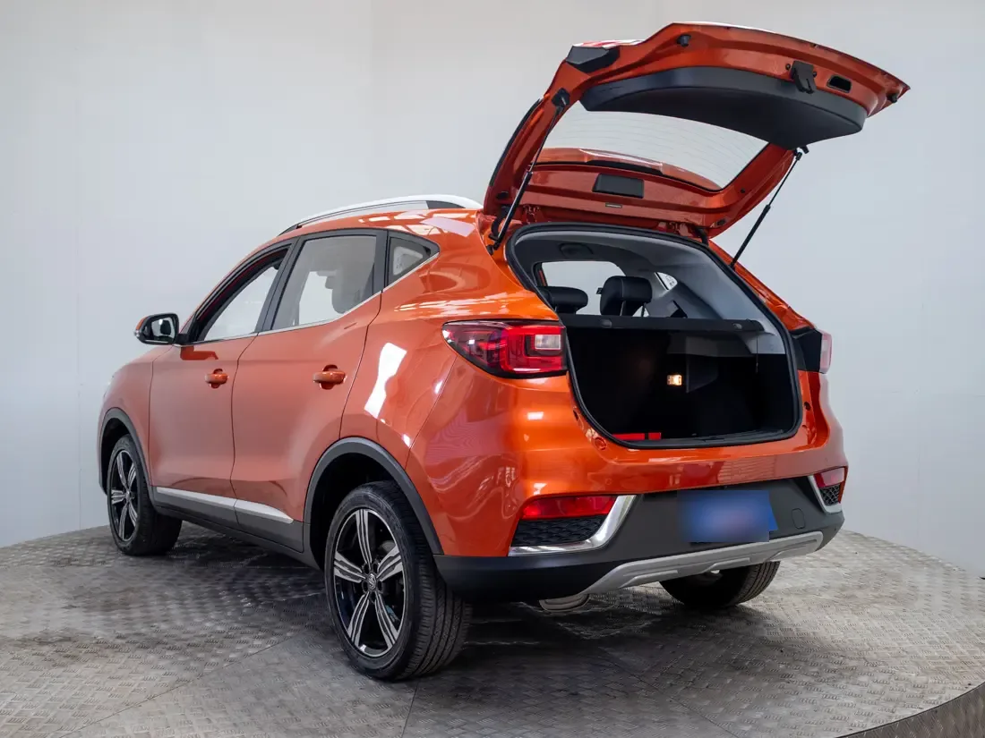 MG Zs Zs 1.5 Com Mt año 2023