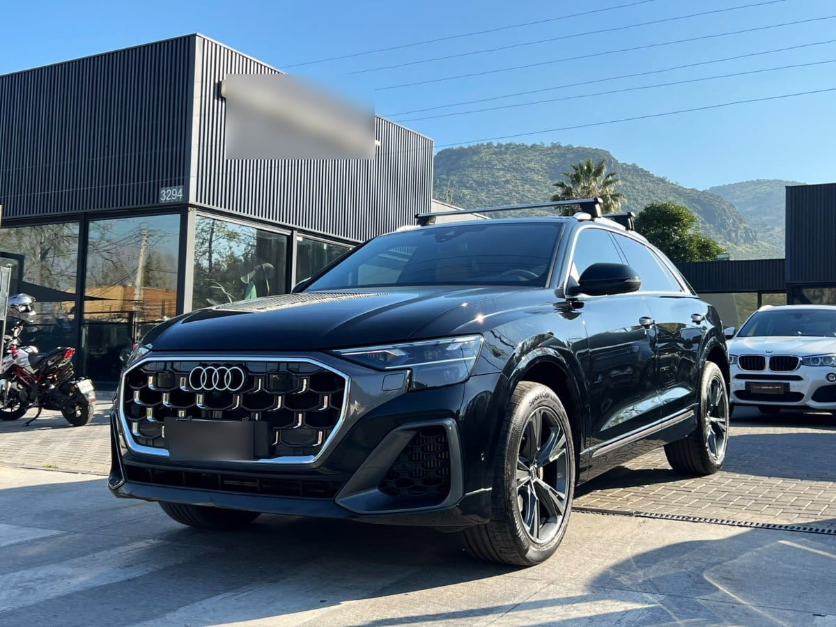 Audi Q8 55 Tfsi Quattro año 2025