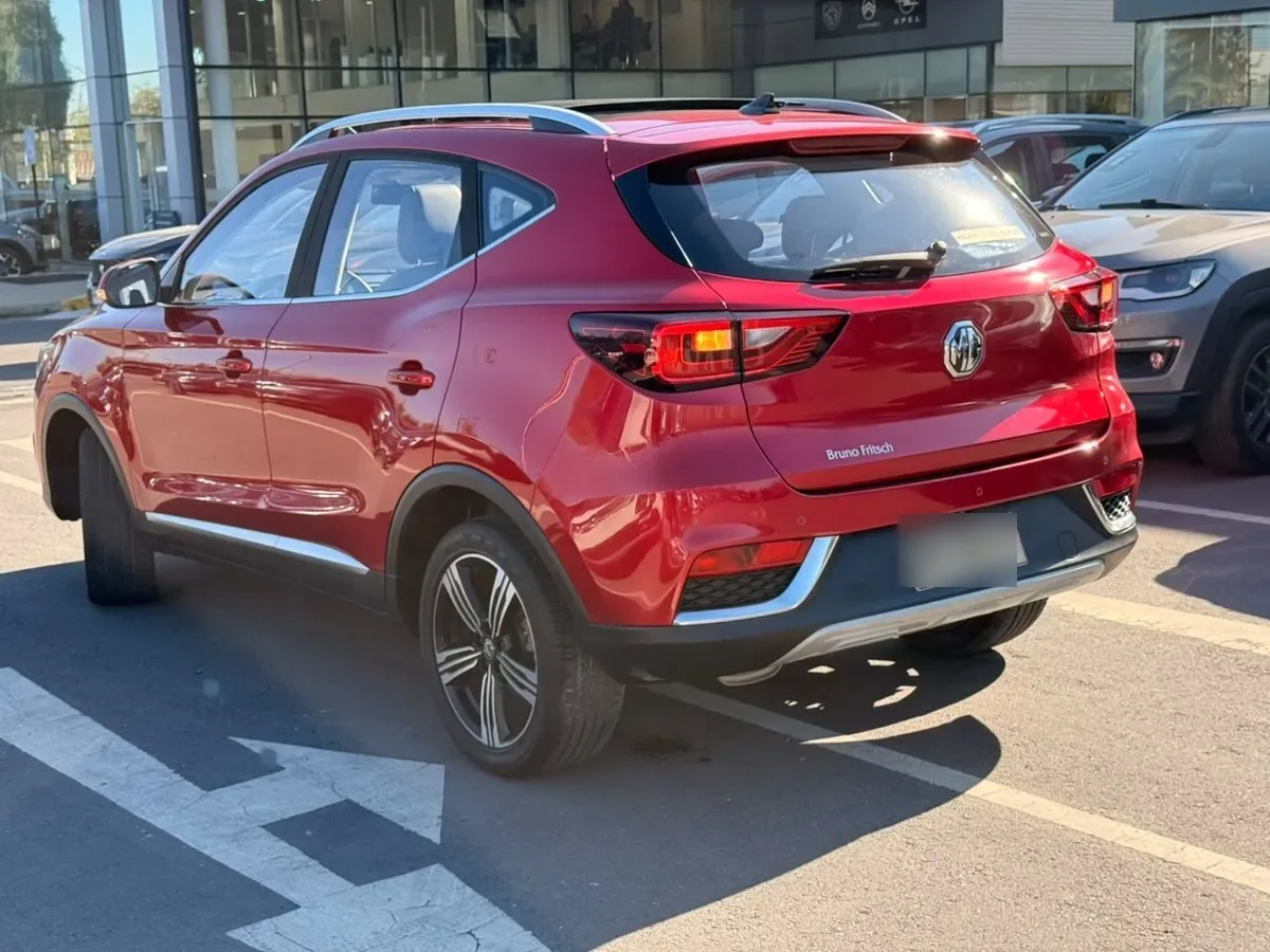 MG ZS 1.5 Com At año 2023