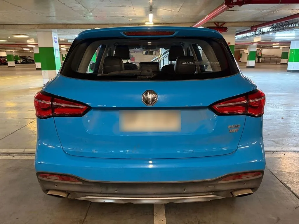 MG Hs 1.5t Comfort 2wd Mt 5p año 2023