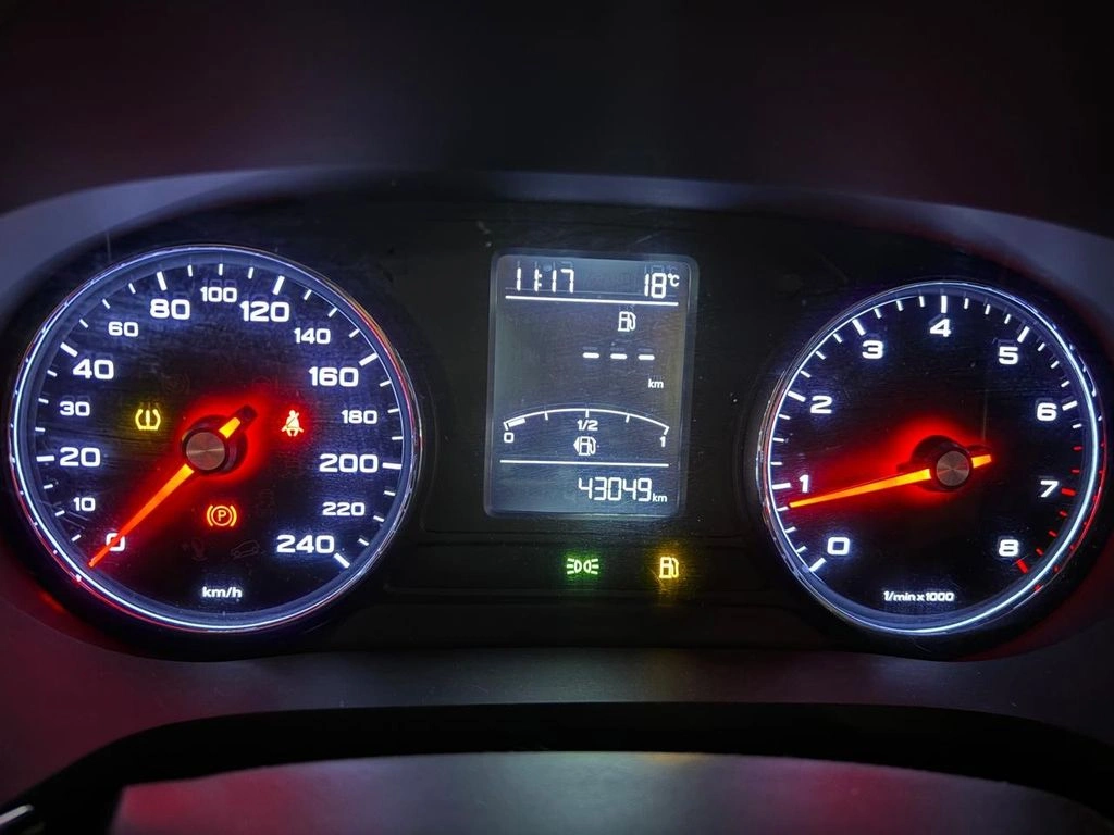 MG Hs 1.5t Comfort 2wd Mt 5p año 2023