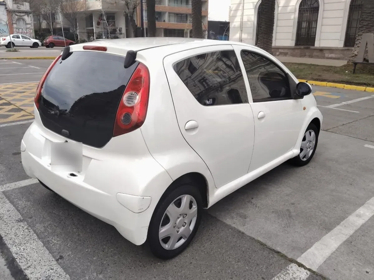 BYD F0 1.0 Glx-I Ev Touch Mt año 2015