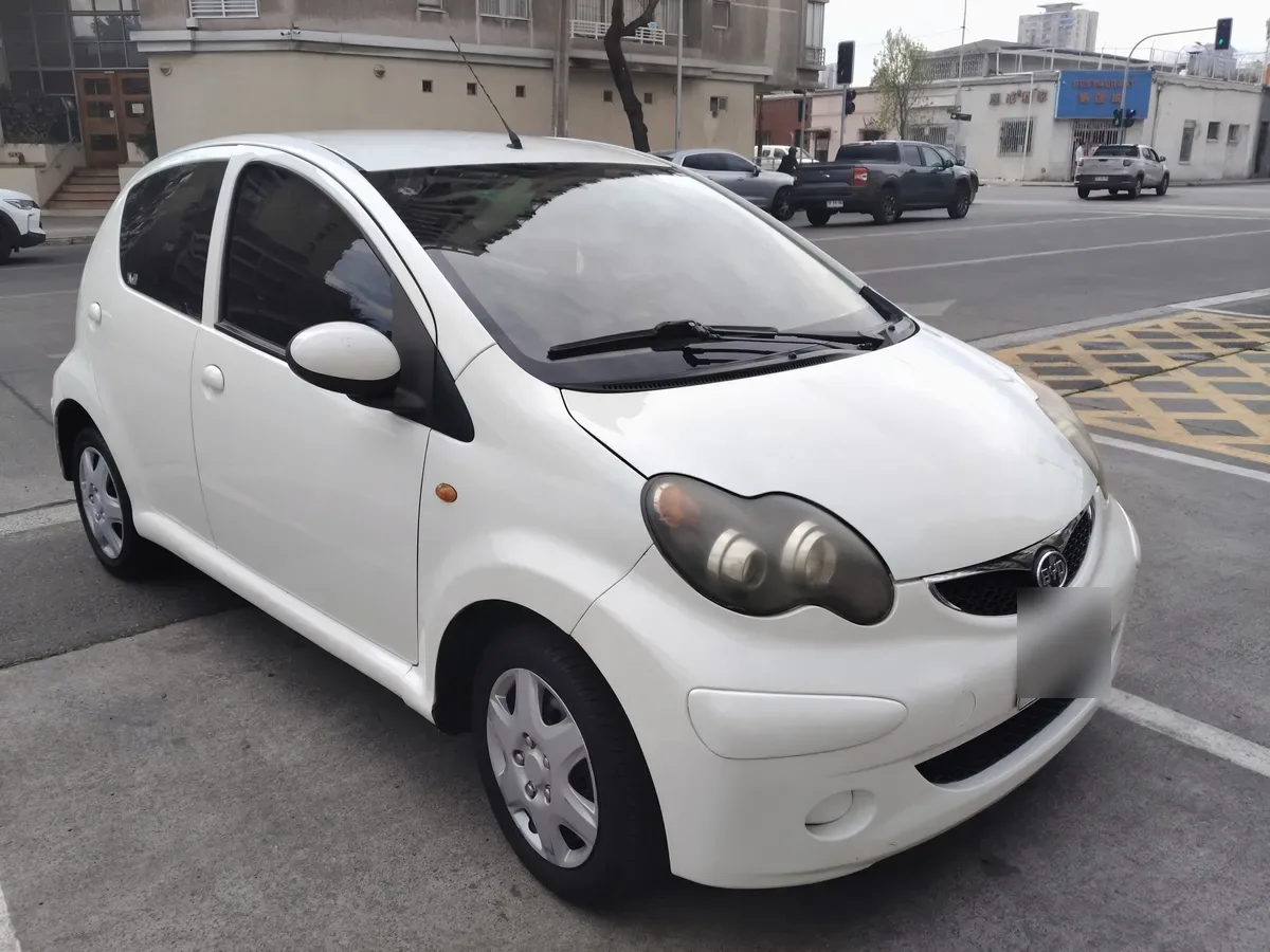 BYD F0 1.0 Glx-I Ev Touch Mt año 2015