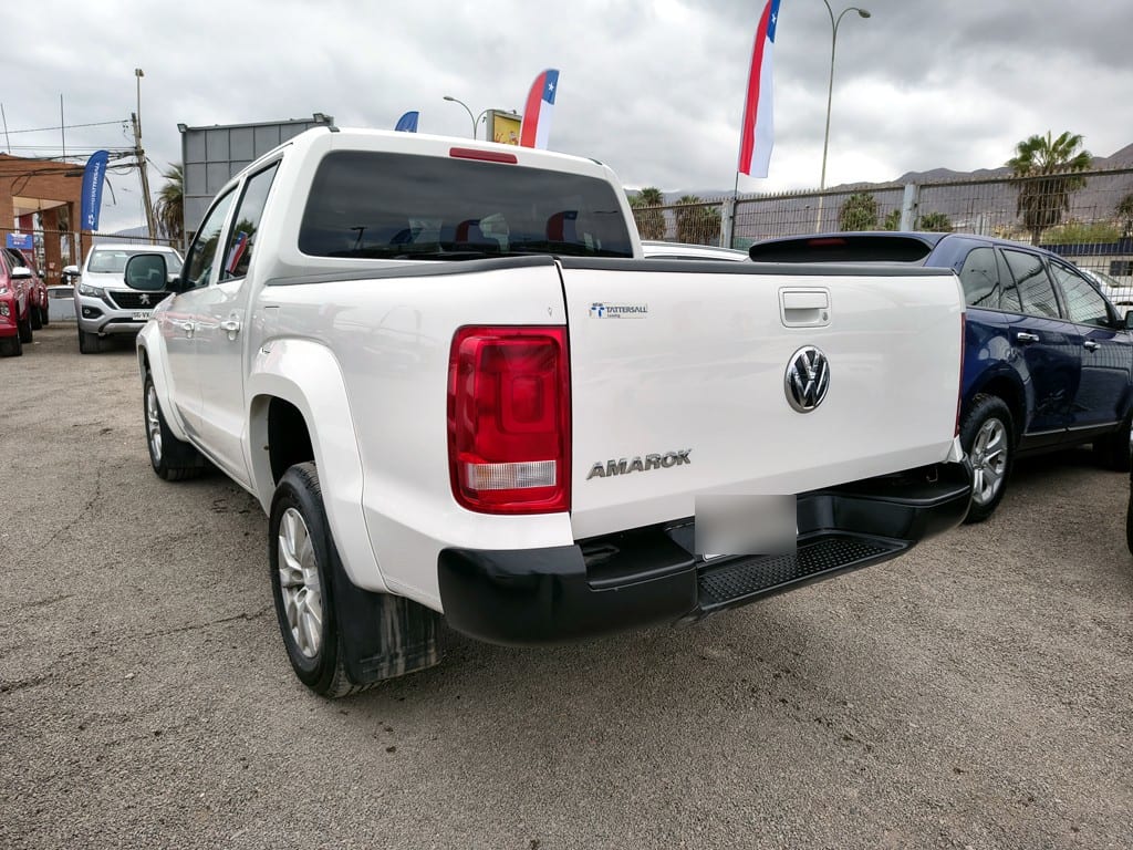 Volkswagen Amarok 2.0 Diesel 4x2 T/m Trendline año 2023