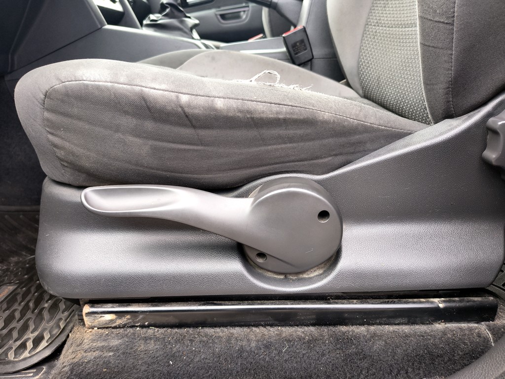 Volkswagen Amarok 2.0 Diesel 4x2 T/m Trendline año 2023