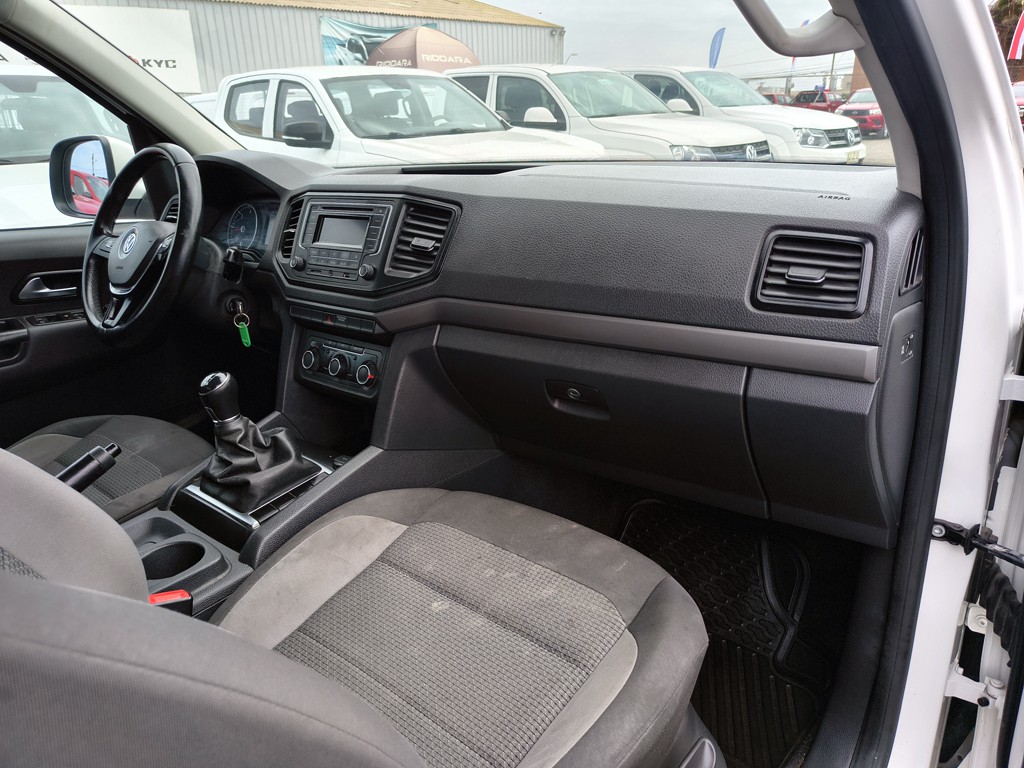 Volkswagen Amarok 2.0 Diesel 4x2 T/m Trendline año 2023