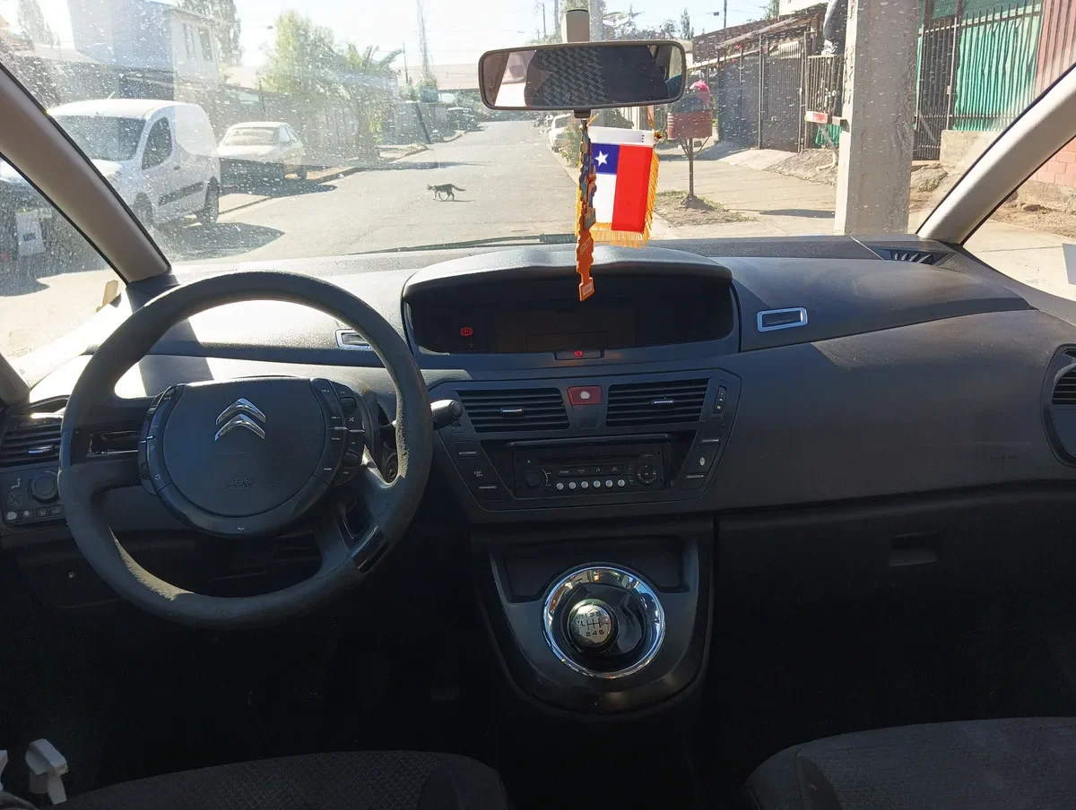 CITROEN C-4 1.6 16v Sx Ll Mt año 2011