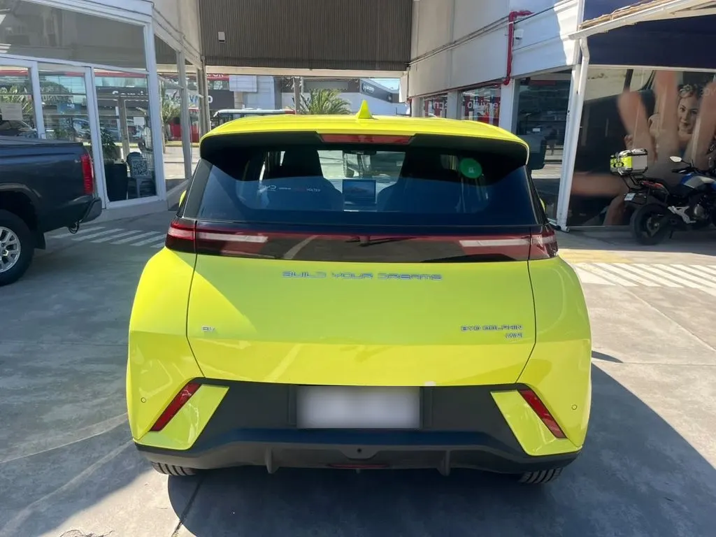 BYD Dolphin Mini Gs año 2024