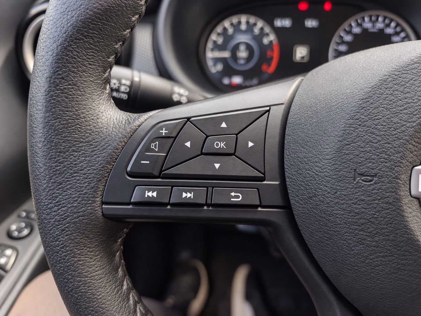 Nissan Kicks Advance año 2024