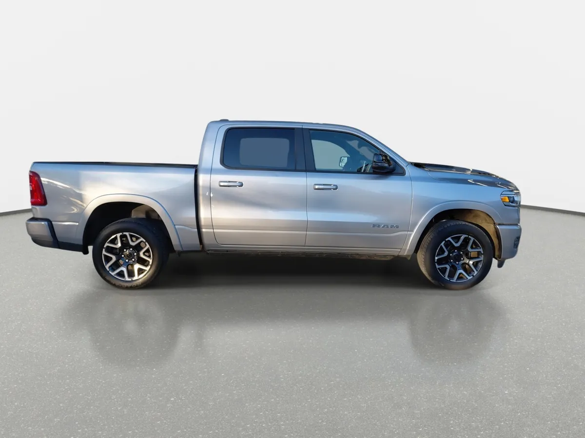 Ram 1500 3.0t Laramie 4x4 Crew Cab At 4p año 2025