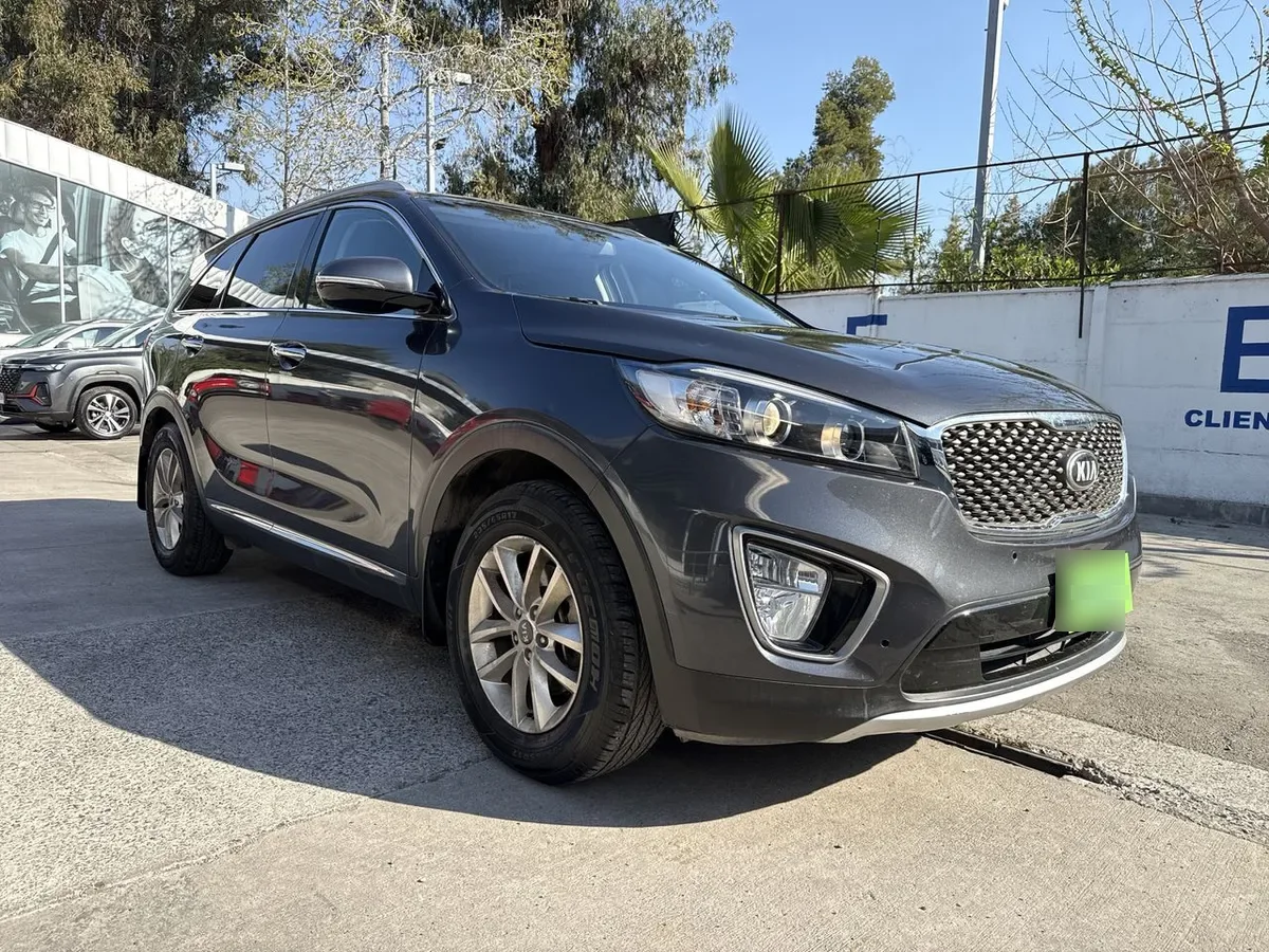 Kia Sorento 2.4 Ex 4x2 At 5p año 2017
