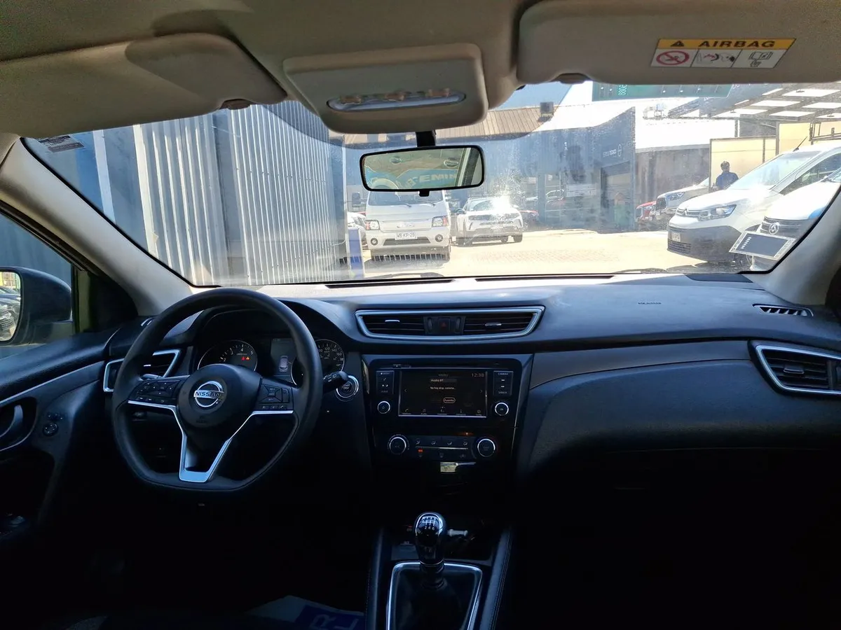 Nissan Qashqai 2.0 Sense Multimedia 4x2 Mt 5p año 2021