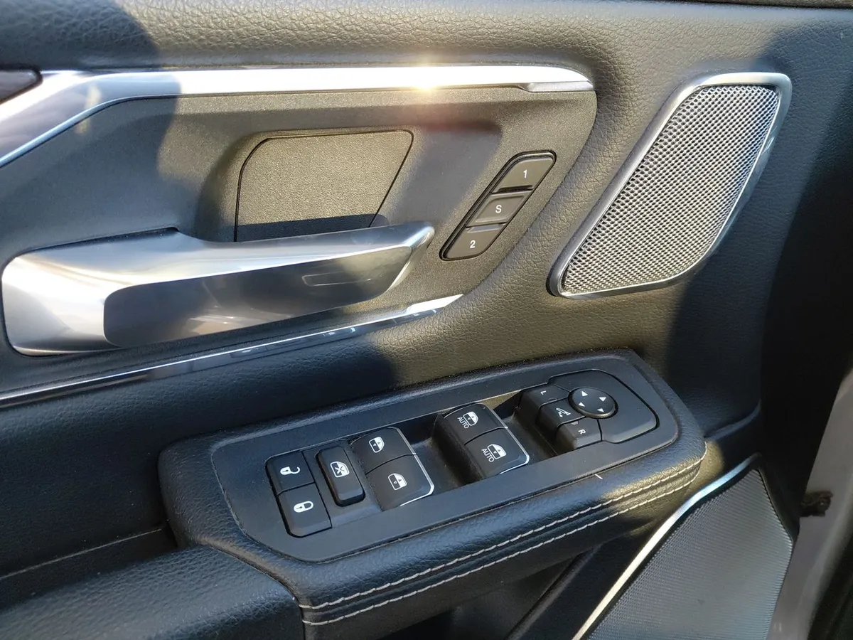 Ram 1500 3.0t Laramie 4x4 Crew Cab At 4p año 2025