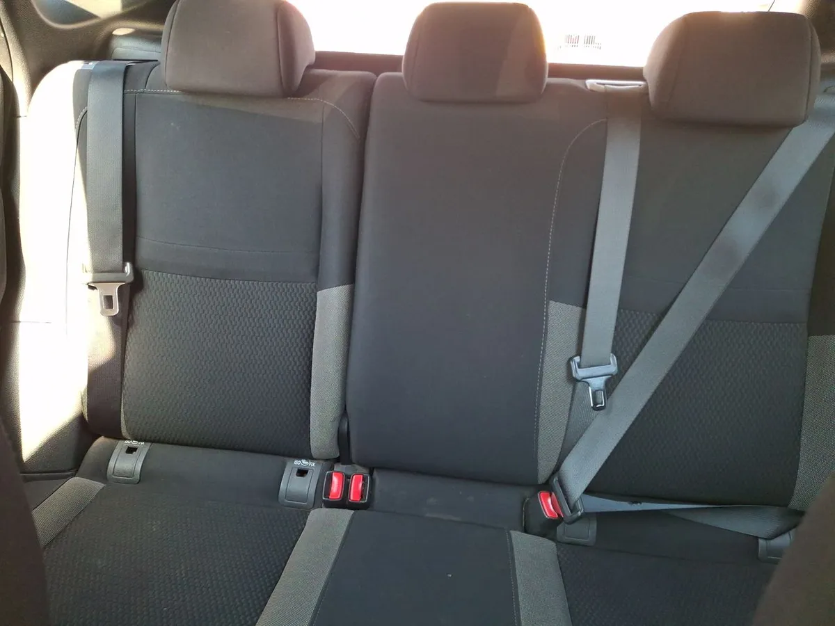Nissan Qashqai 2.0 Sense Multimedia 4x2 Mt 5p año 2021
