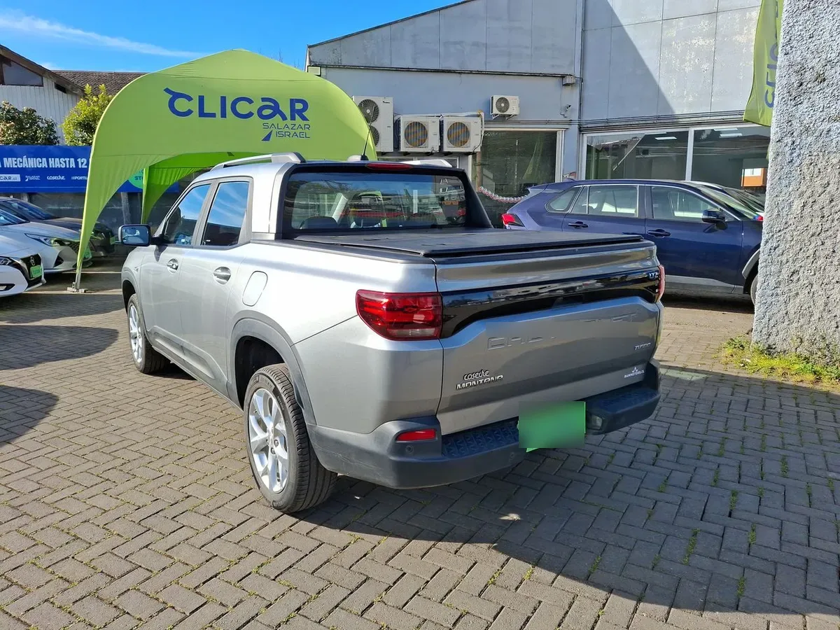 Chevrolet Montana 1.2t Ltz R 4x2 At 4p año 2024