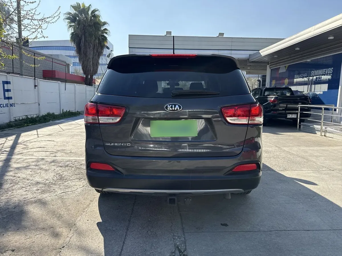 Kia Sorento 2.4 Ex 4x2 At 5p año 2017