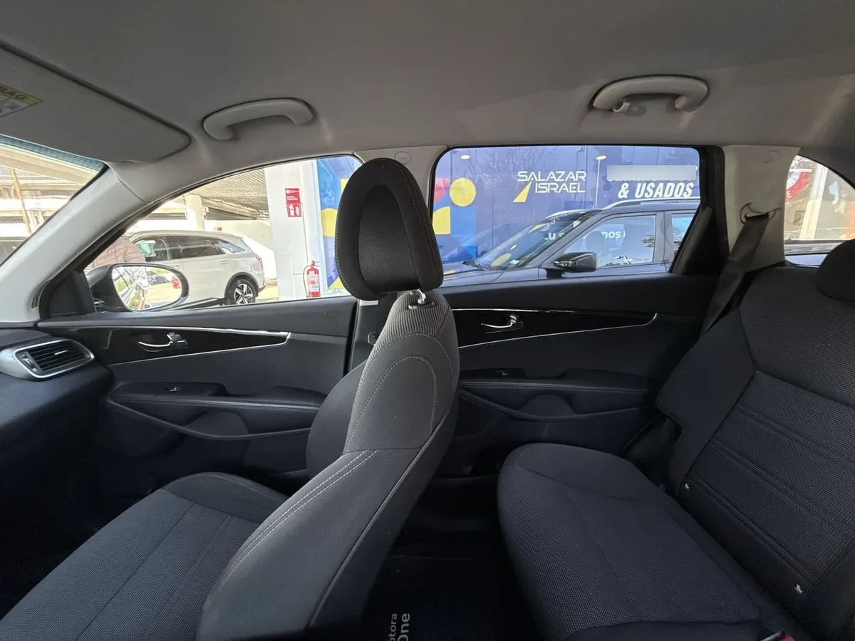 Kia Sorento 2.4 Ex 4x2 At 5p año 2017
