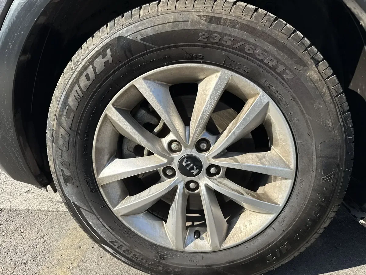 Kia Sorento 2.4 Ex 4x2 At 5p año 2017