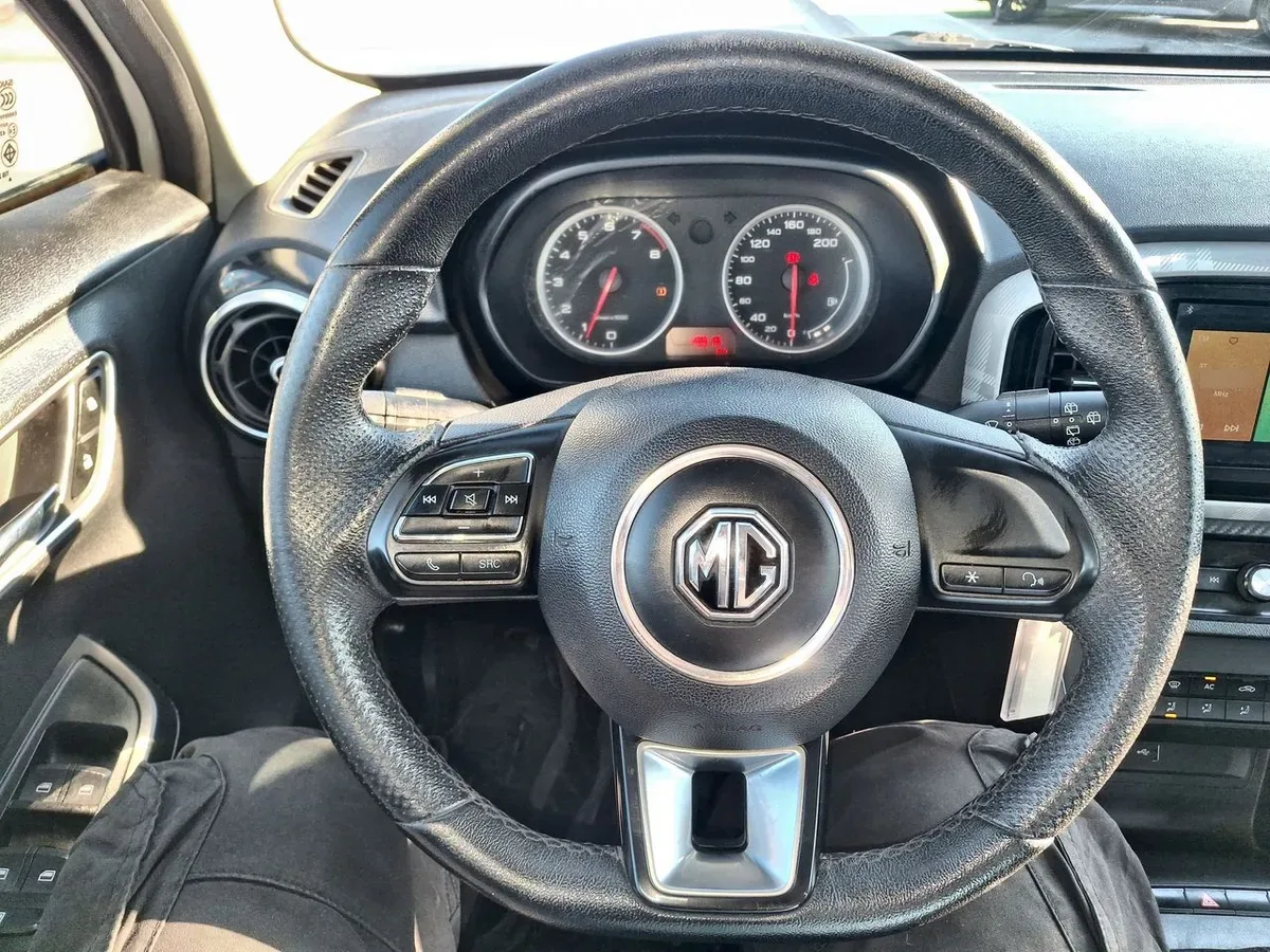 MG 3 1.5 Comfort 4x2 Hb Mt 5p año 2022