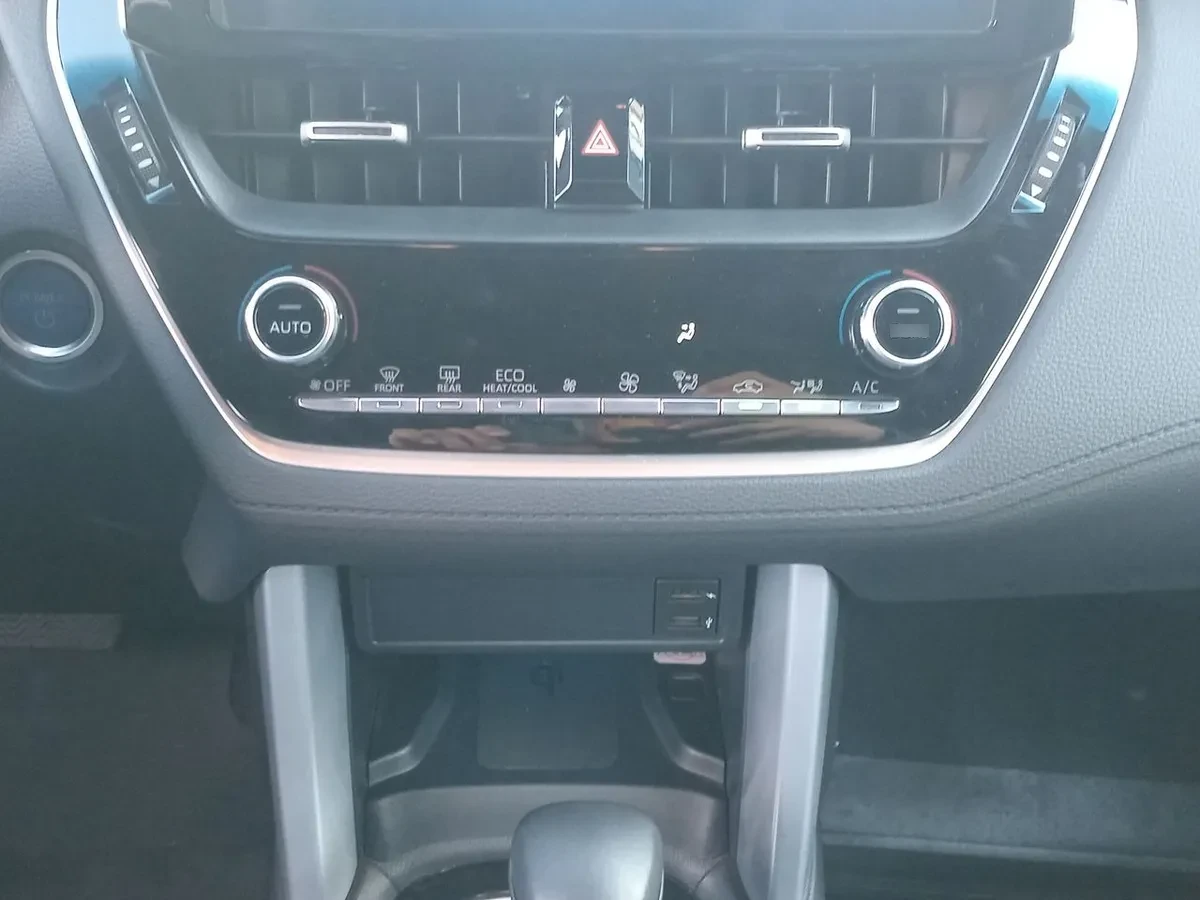Toyota Corolla Cross 1.8 Seg Hybrid 4x2 Cvt At 5p año 2023
