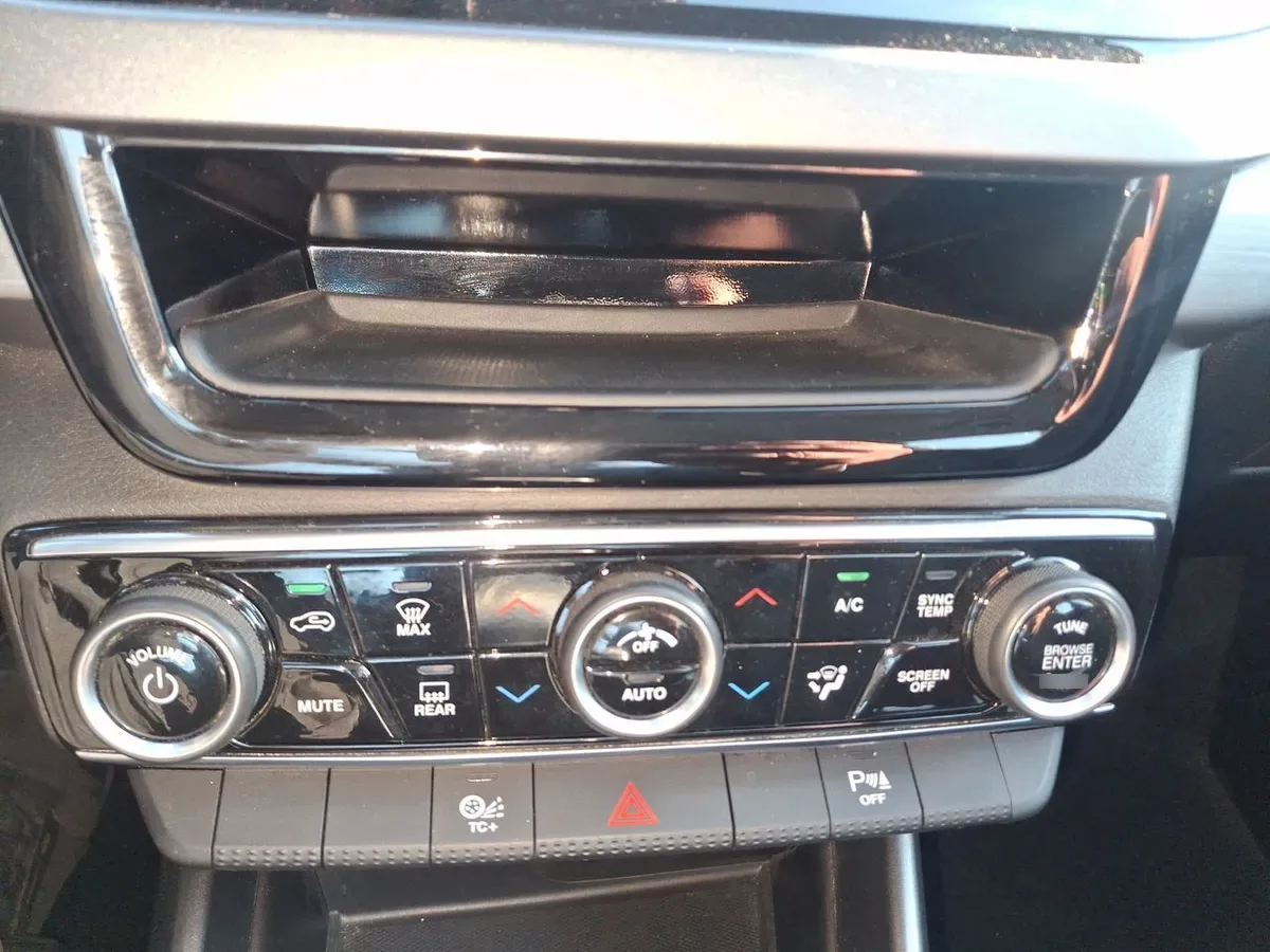 Ram 1000 1.8 Big Horn Lx 4x2 Dob. Cab. At 4p año 2022