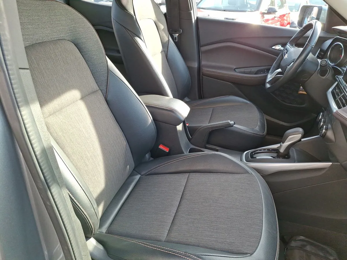 Chevrolet Montana 1.2t Ltz R 4x2 At 4p año 2024